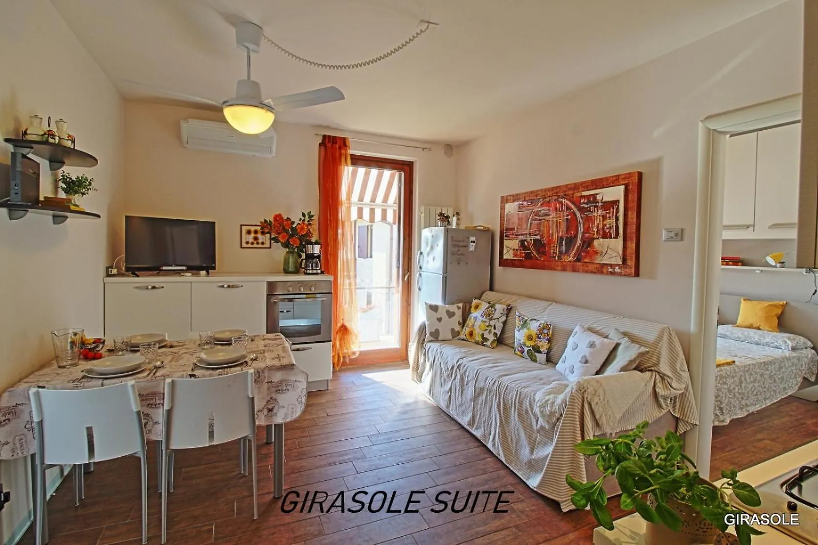 Girasole Suite Elegante Appartamento 2 Camere, Piscina Lazise